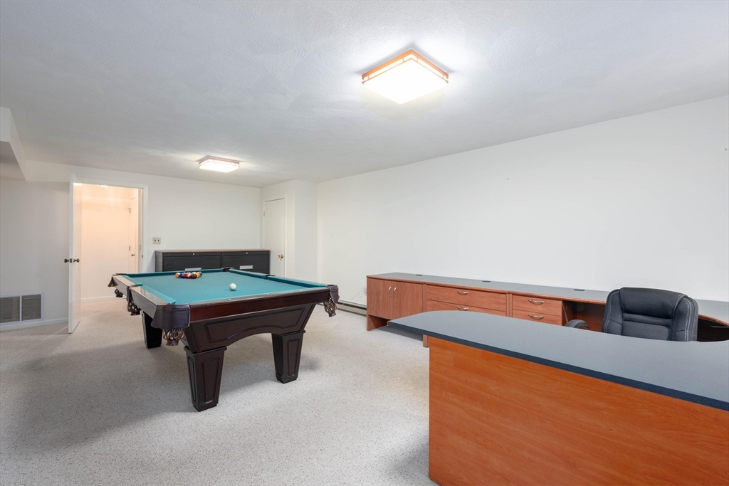 34 Edward Dr # 34