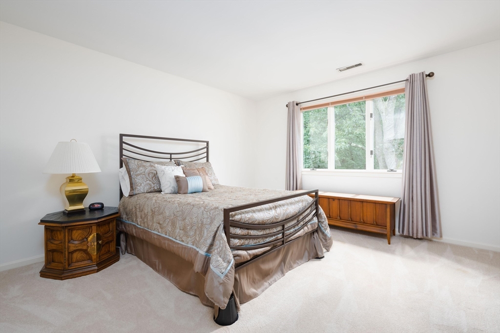 34 Edward Dr # 34