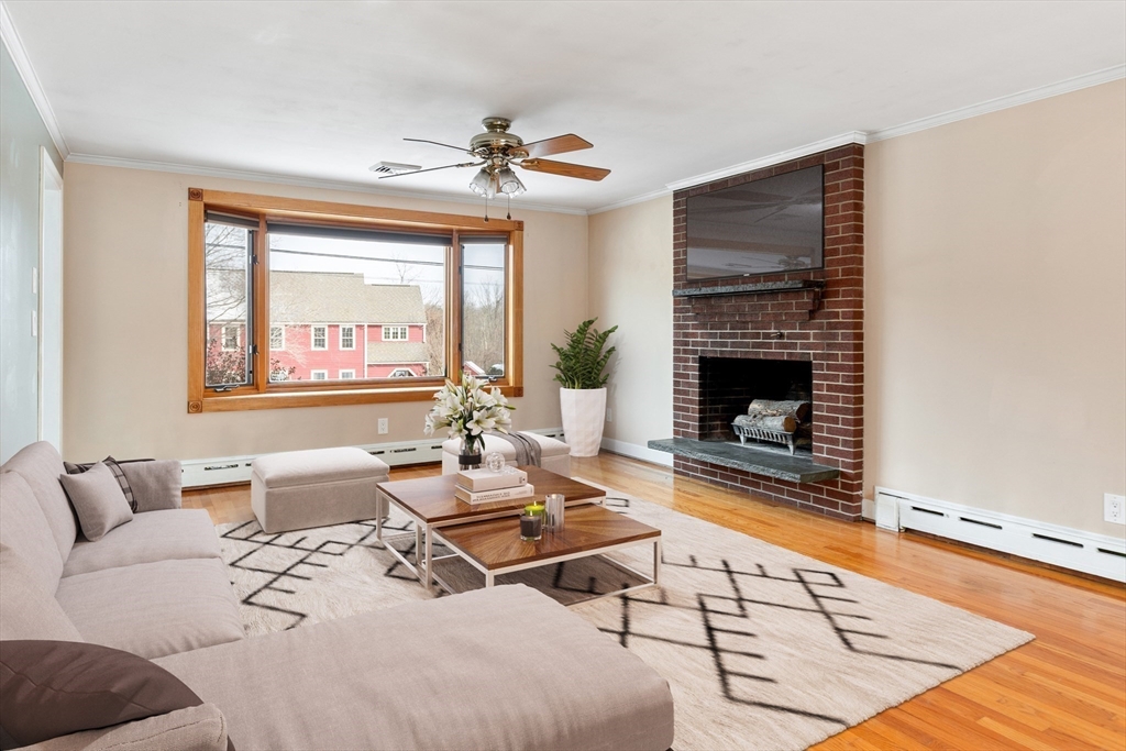 274 W Hill Rd