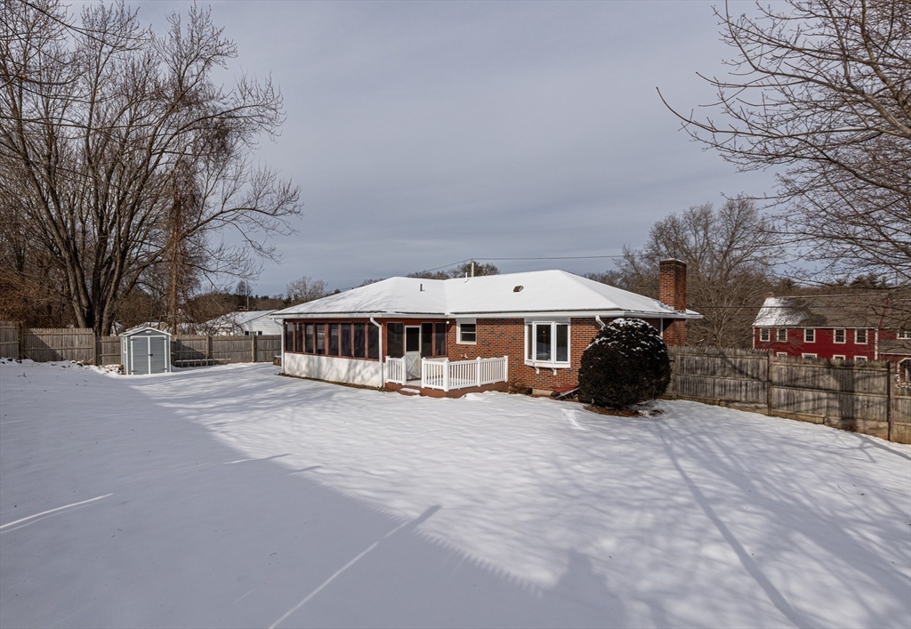 274 W Hill Rd