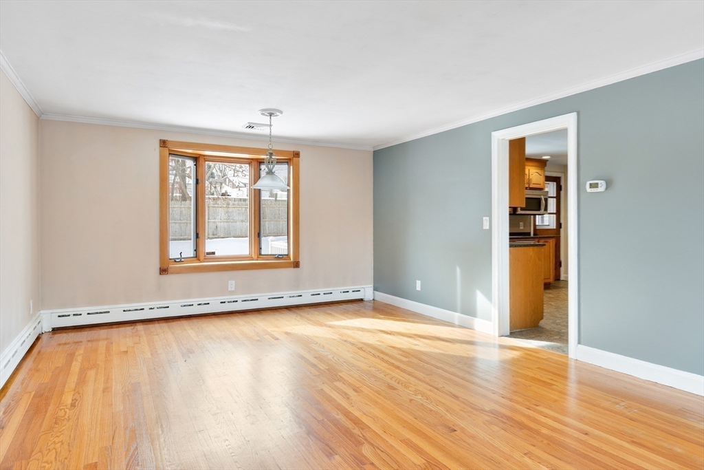 274 W Hill Rd