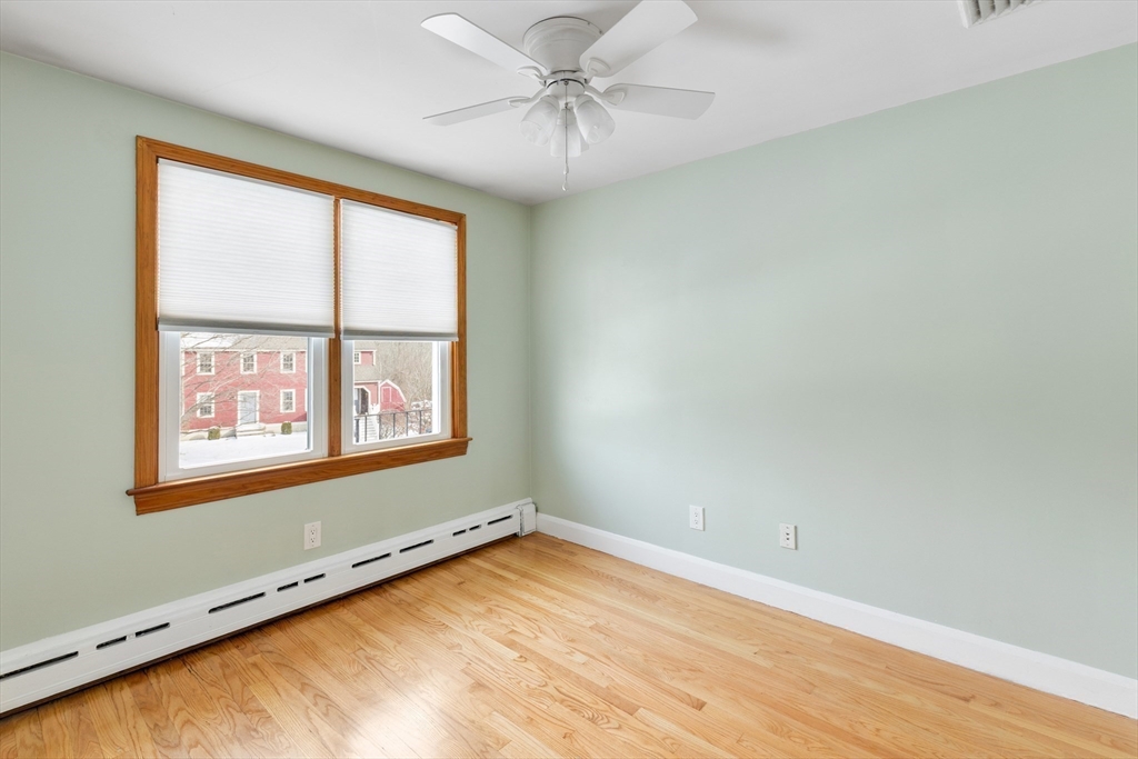 274 W Hill Rd