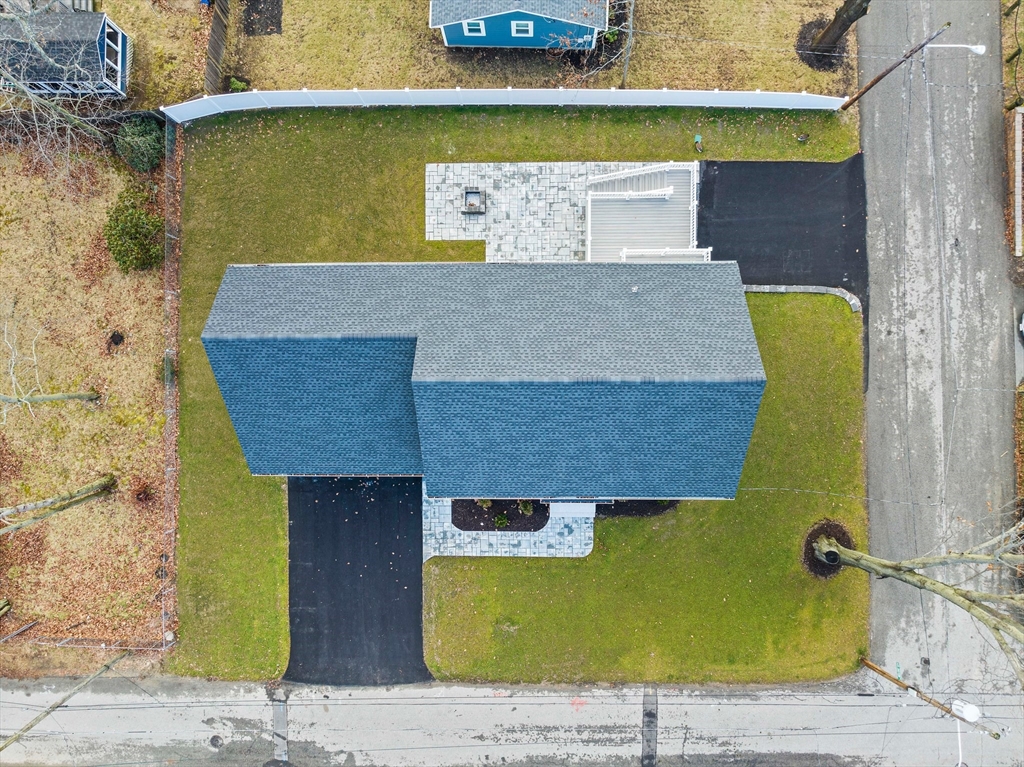 48 Idlewell Blvd
