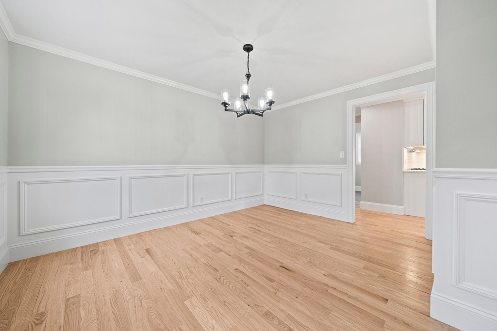48 Idlewell Blvd