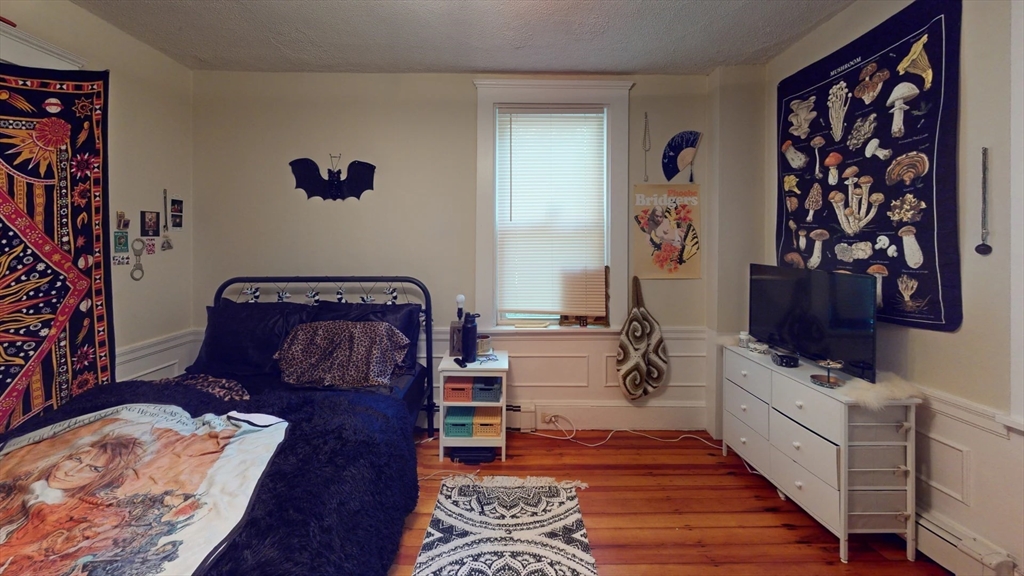 28 Cornwall St. # 1