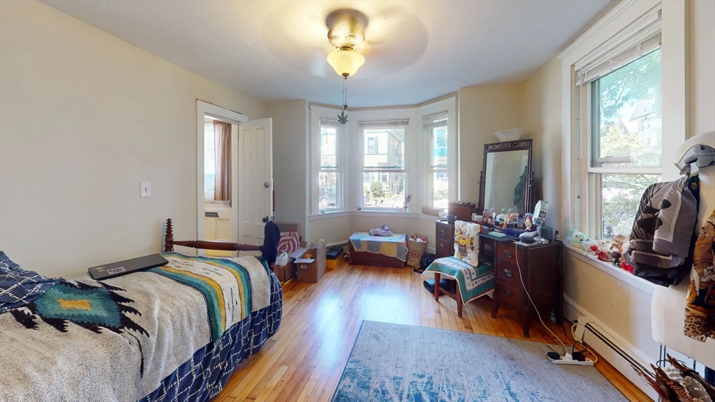 28 Cornwall St. # 1
