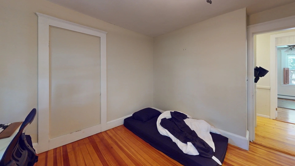 28 Cornwall St. # 1