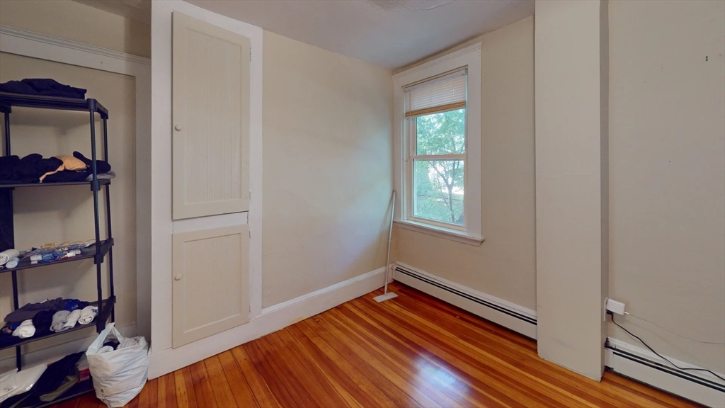 28 Cornwall St. # 1