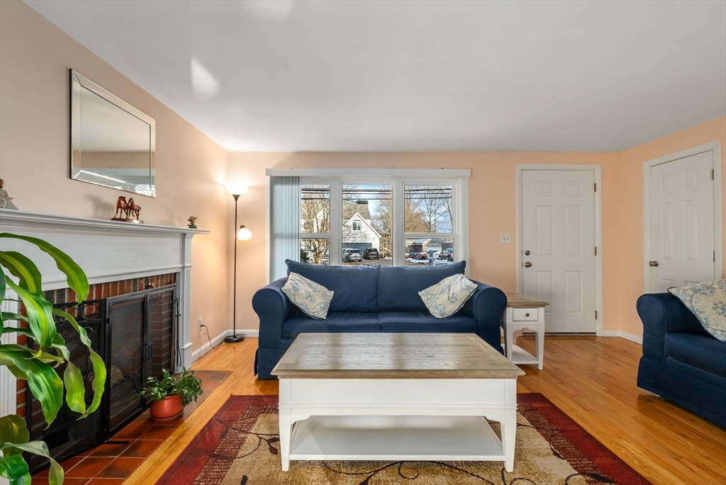 88 Acton Street