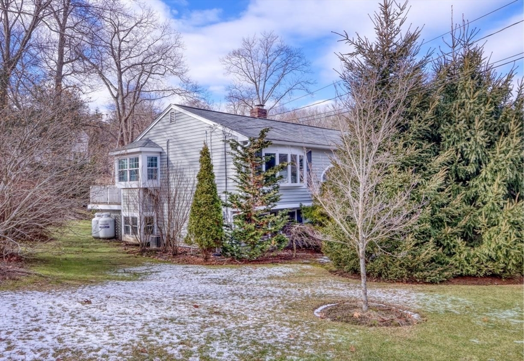 4 Heritage Dr