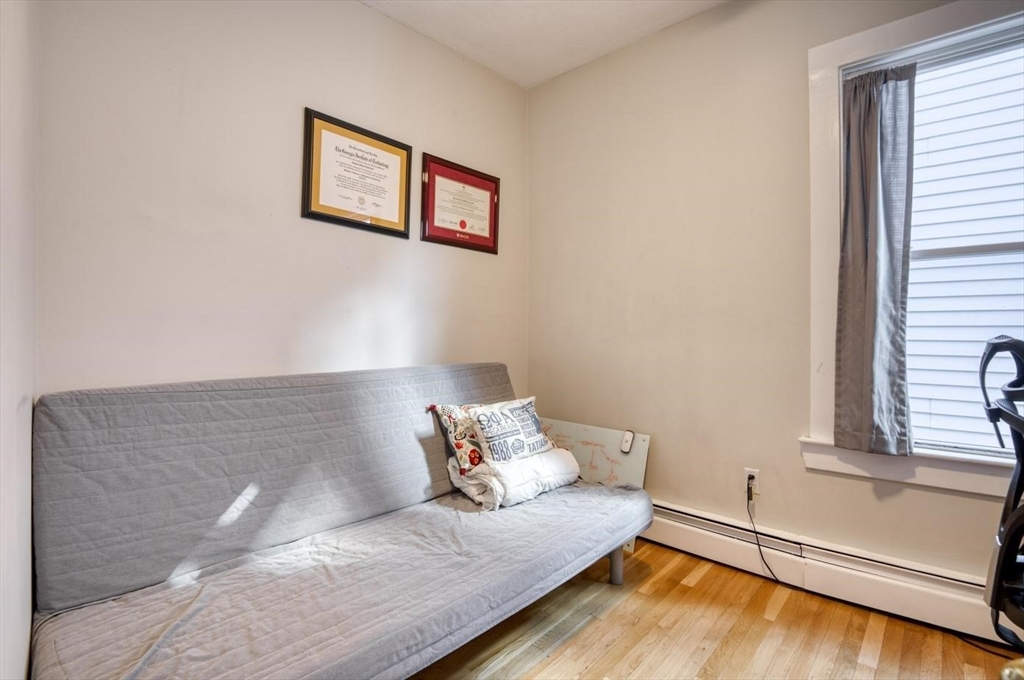 256 Hampshire St # 3