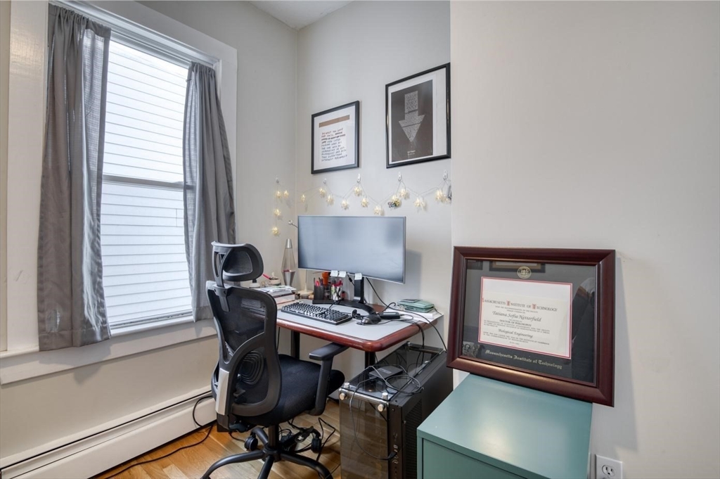 256 Hampshire St # 3