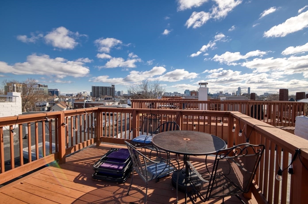 256 Hampshire St # 3
