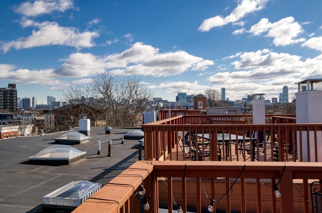 256 Hampshire St # 3