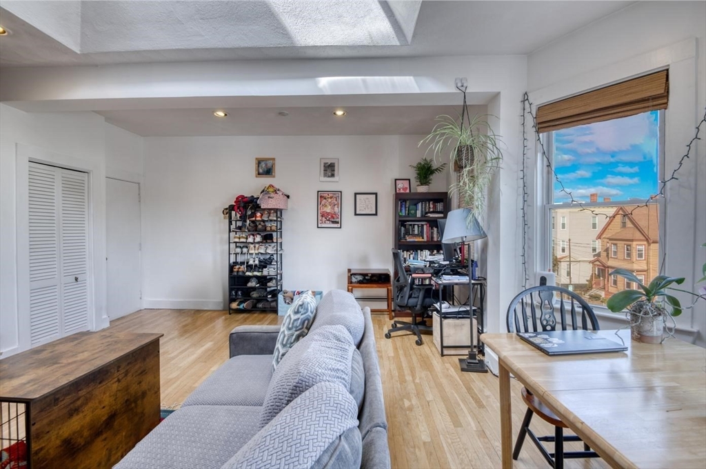 256 Hampshire St # 3