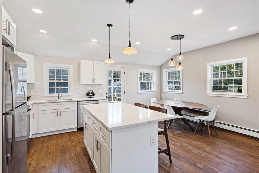 17 Matawanakee Trl