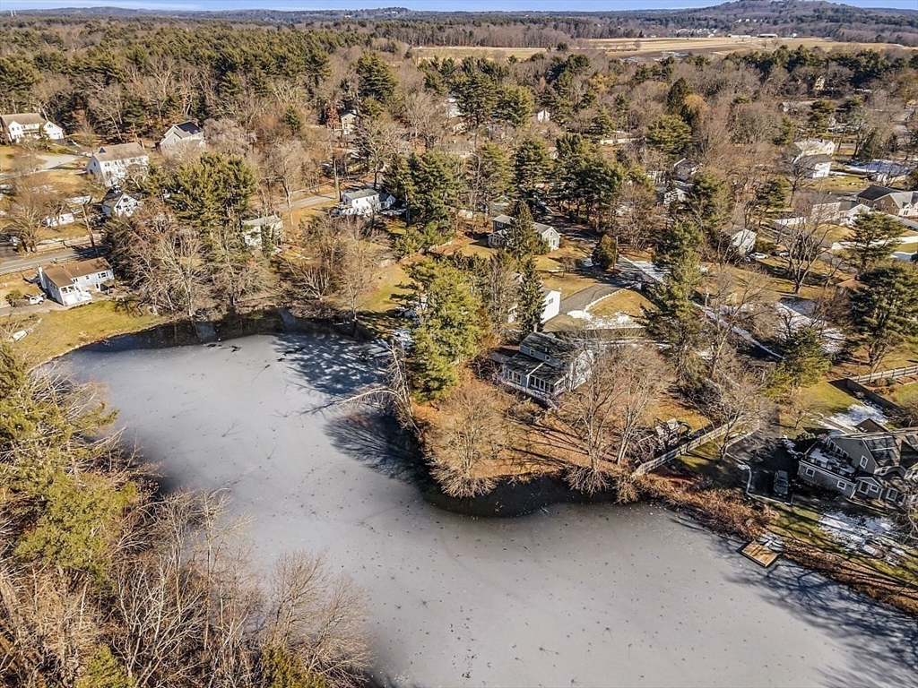 253C School St Aka Pond Ridge Dr