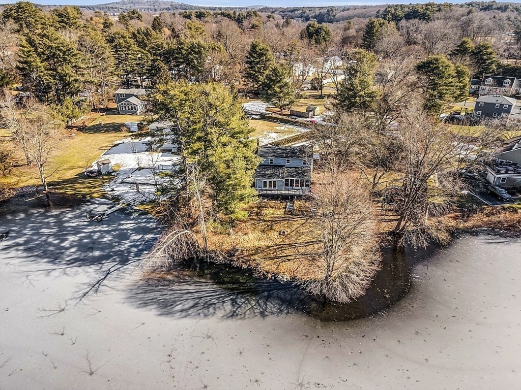253C School St Aka Pond Ridge Dr