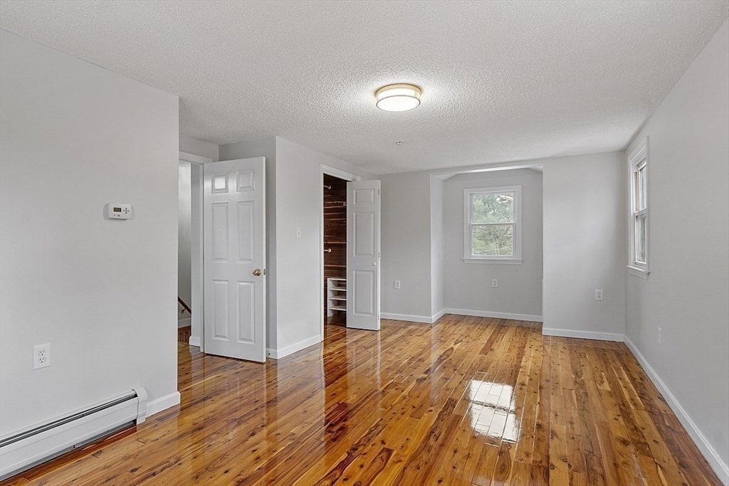 253C School St Aka Pond Ridge Dr