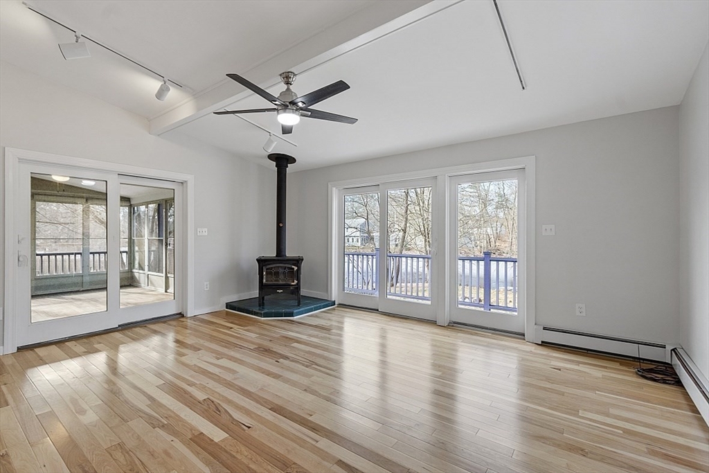 253C School St Aka Pond Ridge Dr