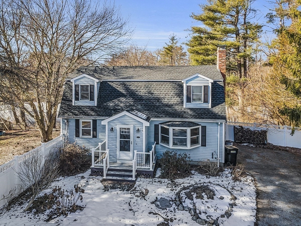 253C School St Aka Pond Ridge Dr