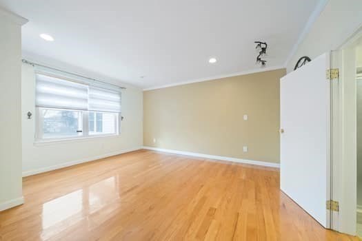 18-20 Madison Ave