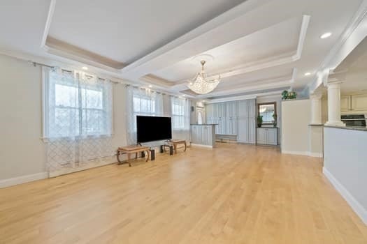 18-20 Madison Ave