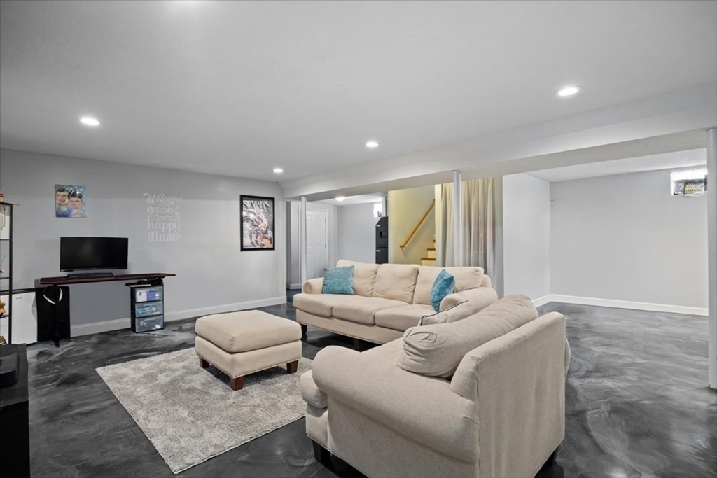 45 Pinehurst Ave