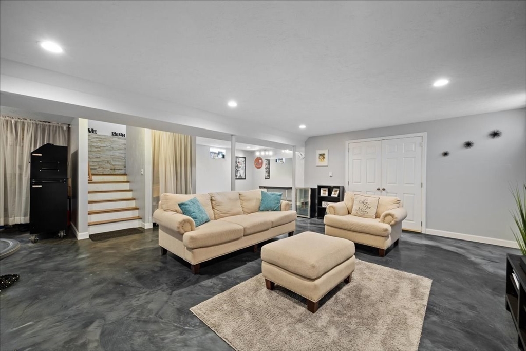 45 Pinehurst Ave