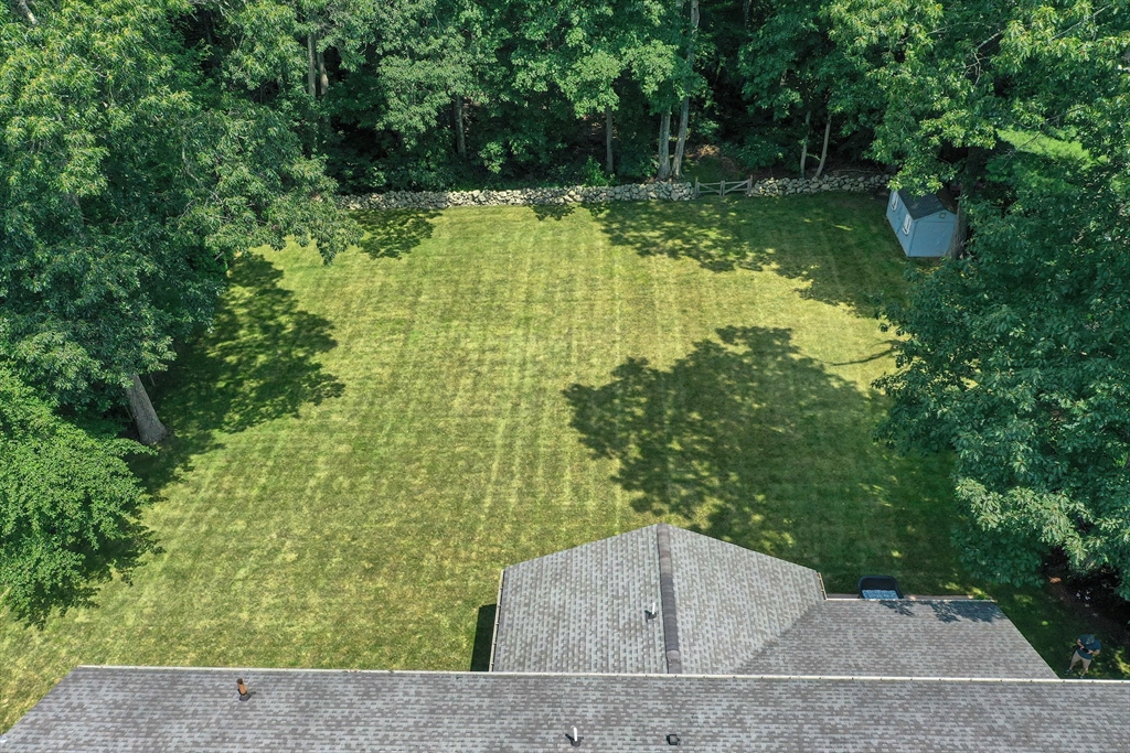 16 Evergreen Way