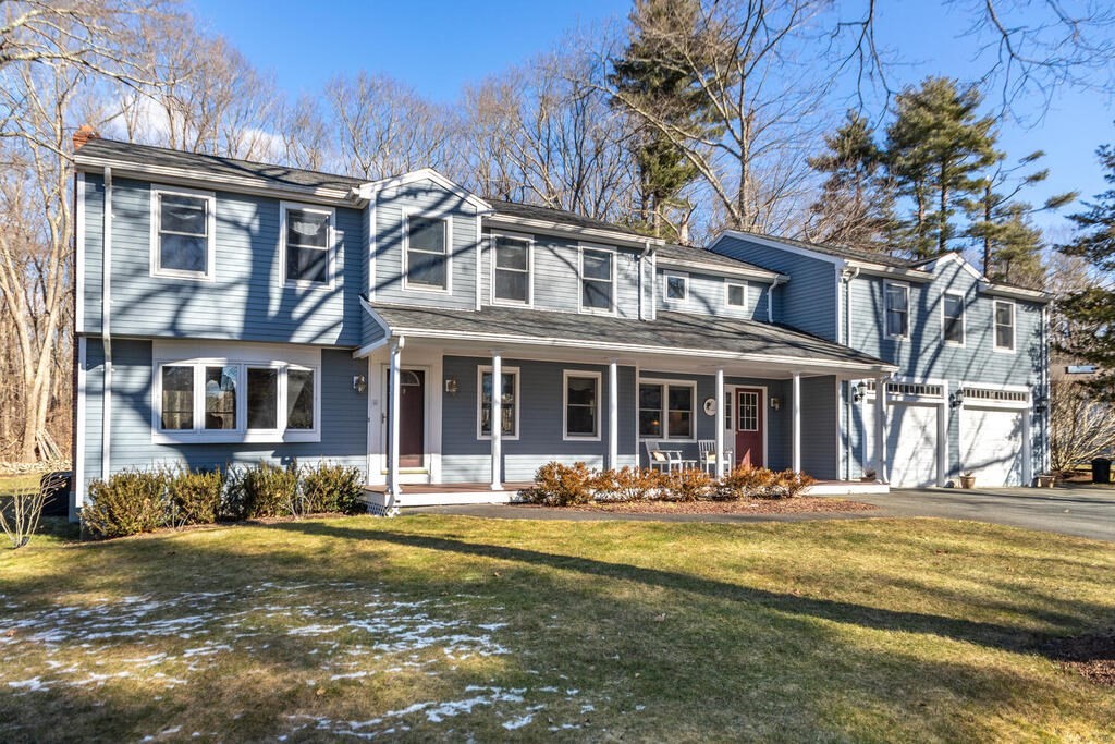 16 Evergreen Way