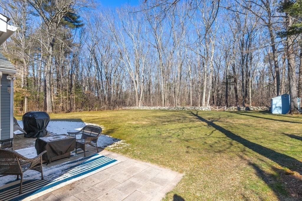 16 Evergreen Way