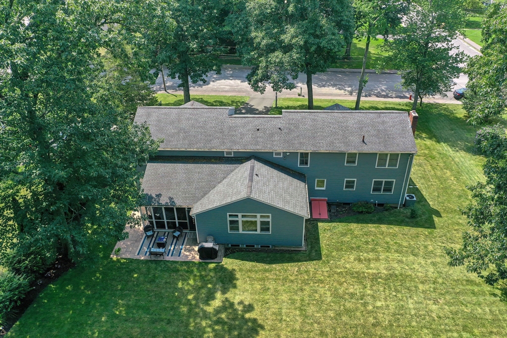 16 Evergreen Way