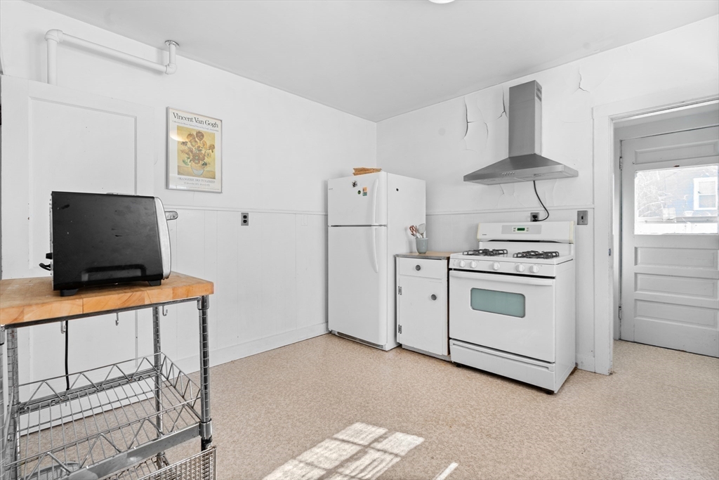 52-54 Rangeley Rd.