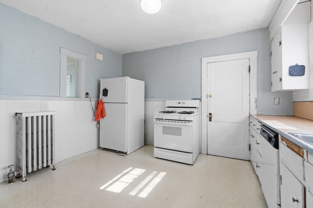 52-54 Rangeley Rd.