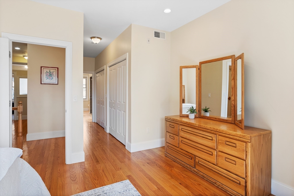 18 Weston Avenue # 2