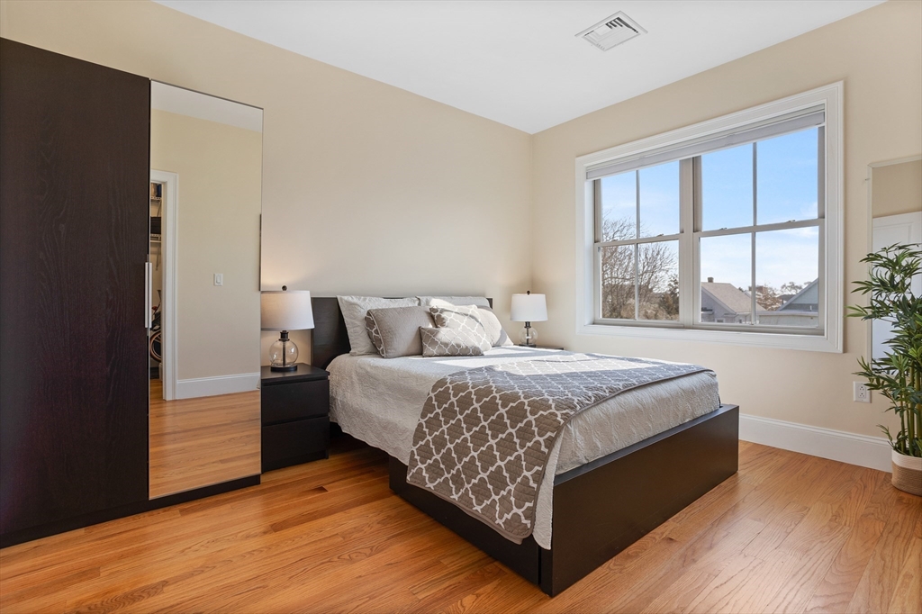 18 Weston Avenue # 2