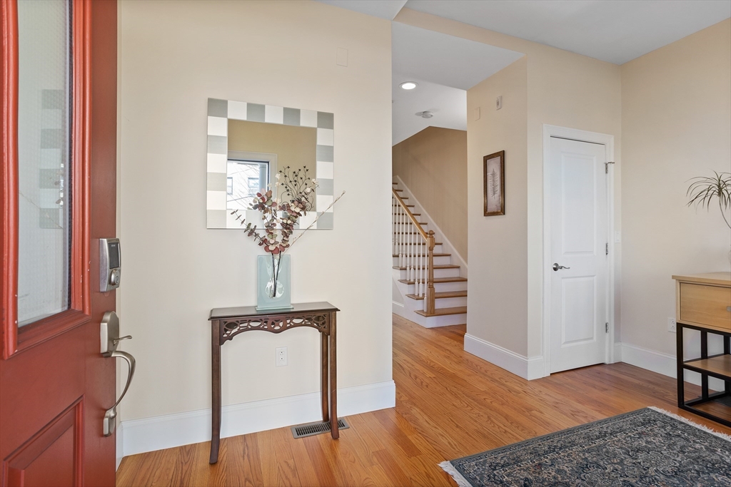 18 Weston Avenue # 2