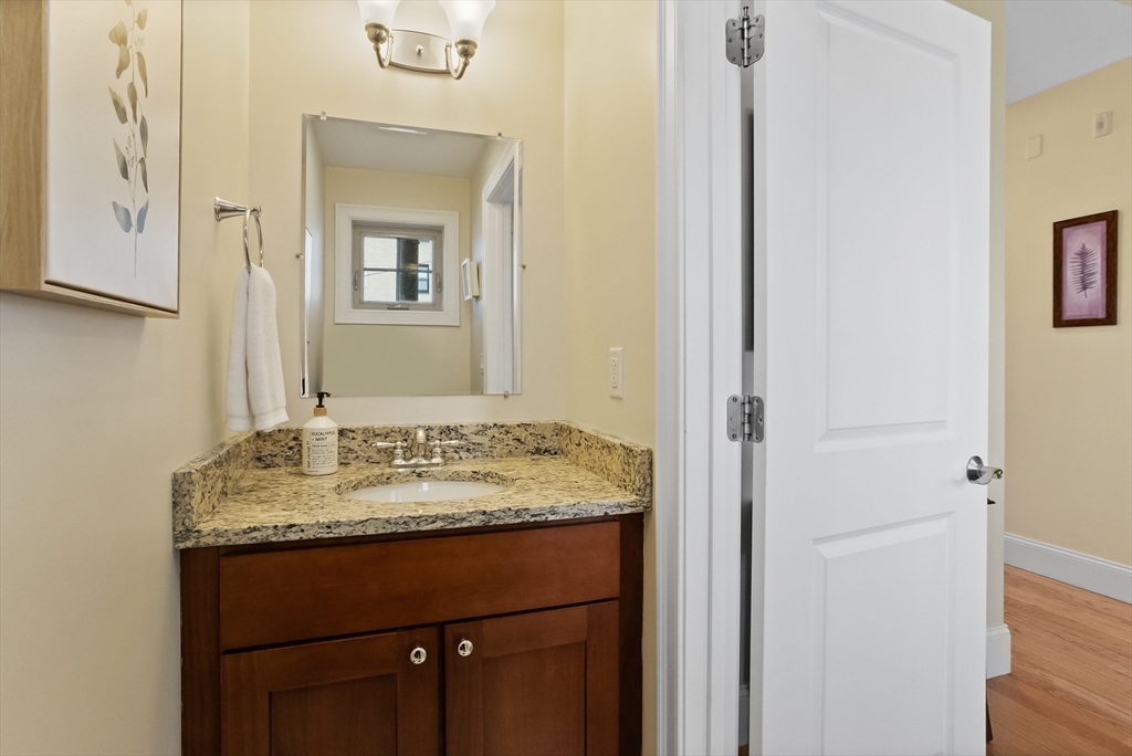 18 Weston Avenue # 2