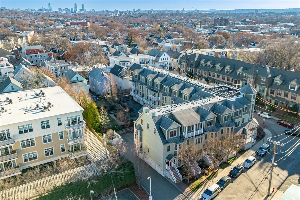 18 Weston Avenue # 2