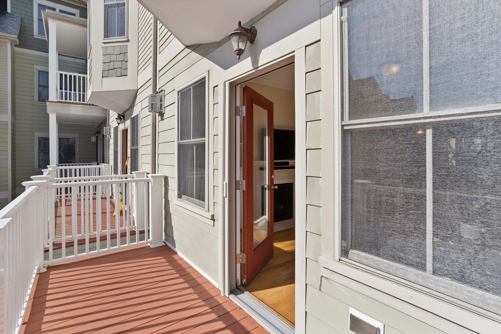 18 Weston Avenue # 2