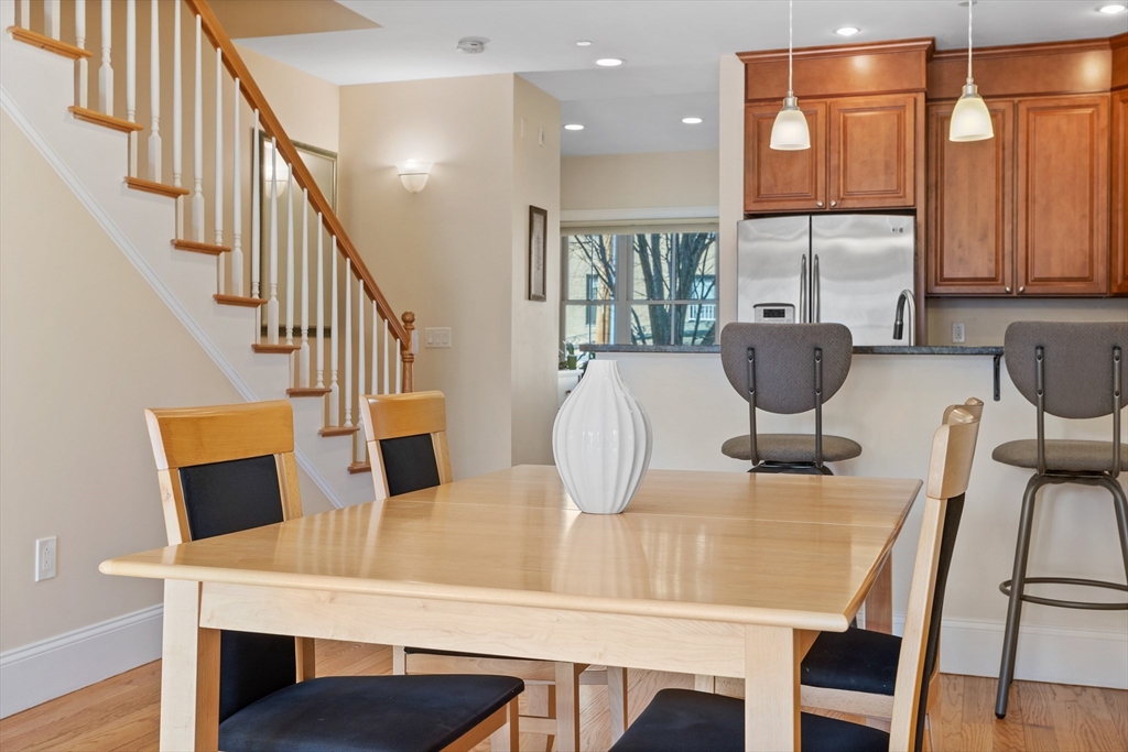 18 Weston Avenue # 2