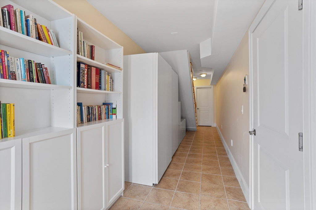 18 Weston Avenue # 2