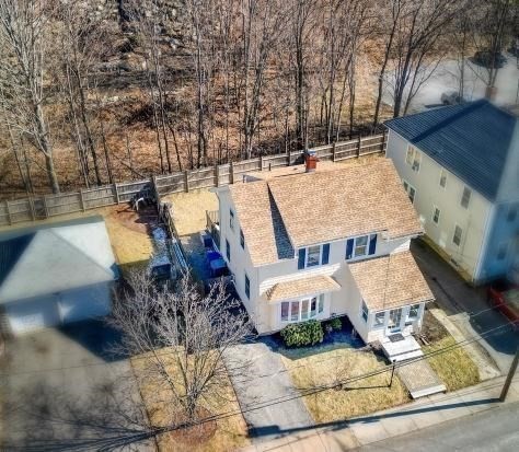 17 Russell Rd