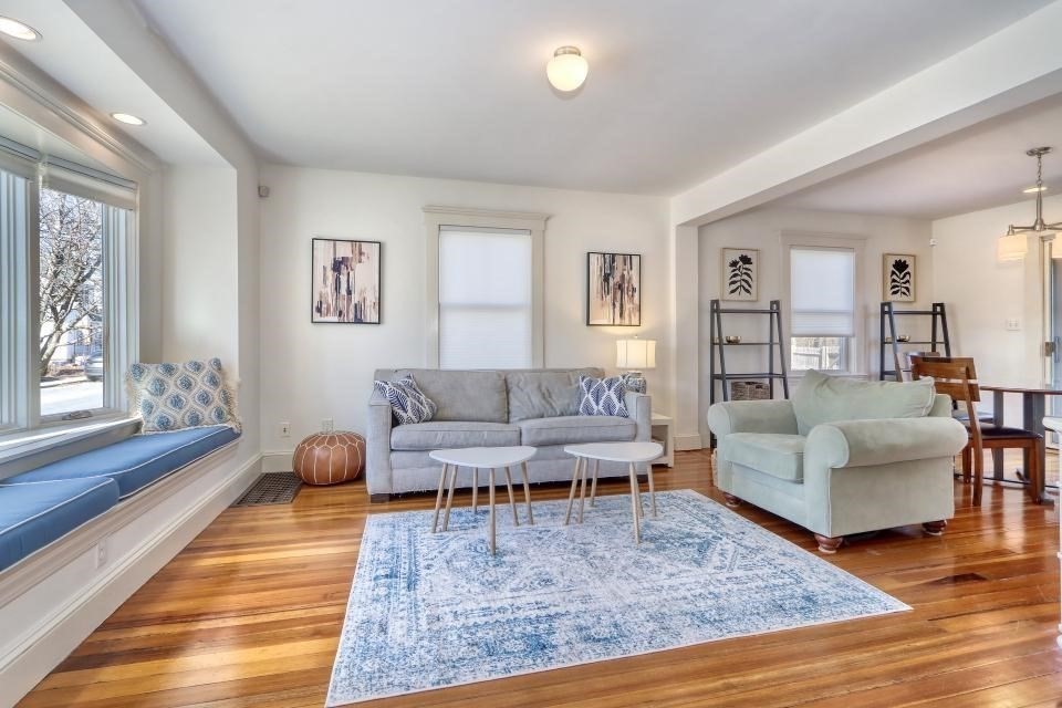 17 Russell Rd