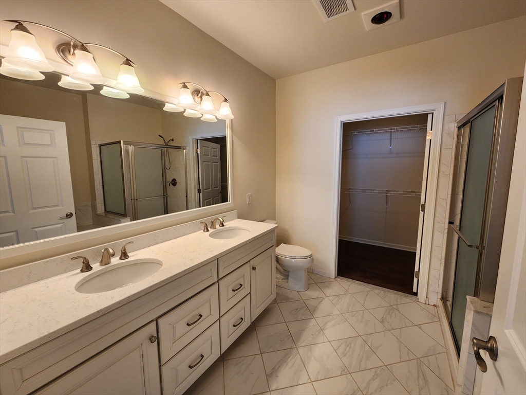 104 Deacon Shattuck Way # 104