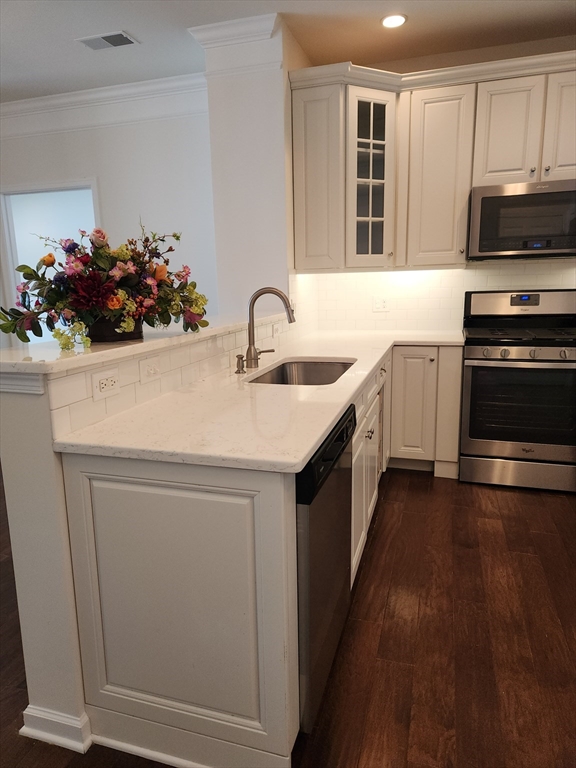 104 Deacon Shattuck Way # 104