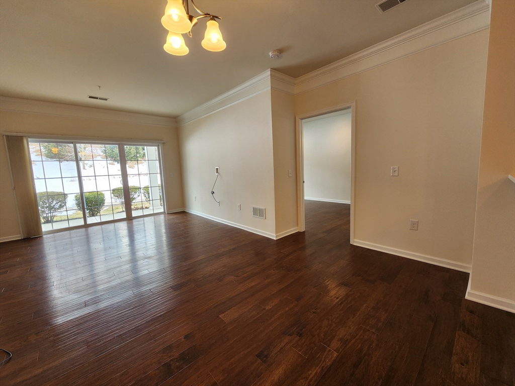 104 Deacon Shattuck Way # 104