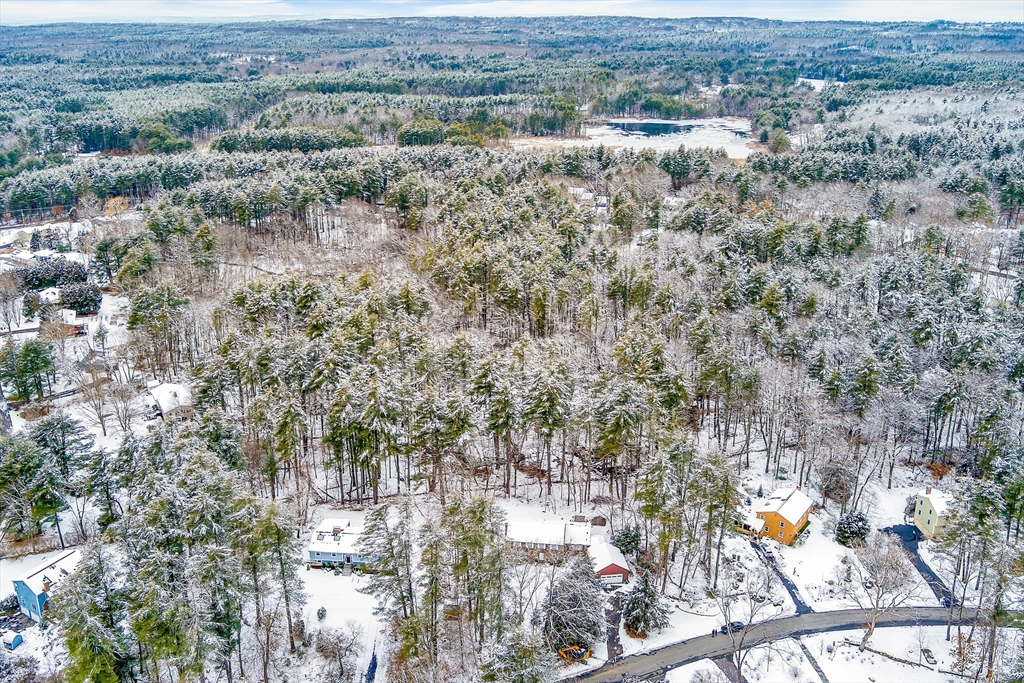 37 Eliot Dr