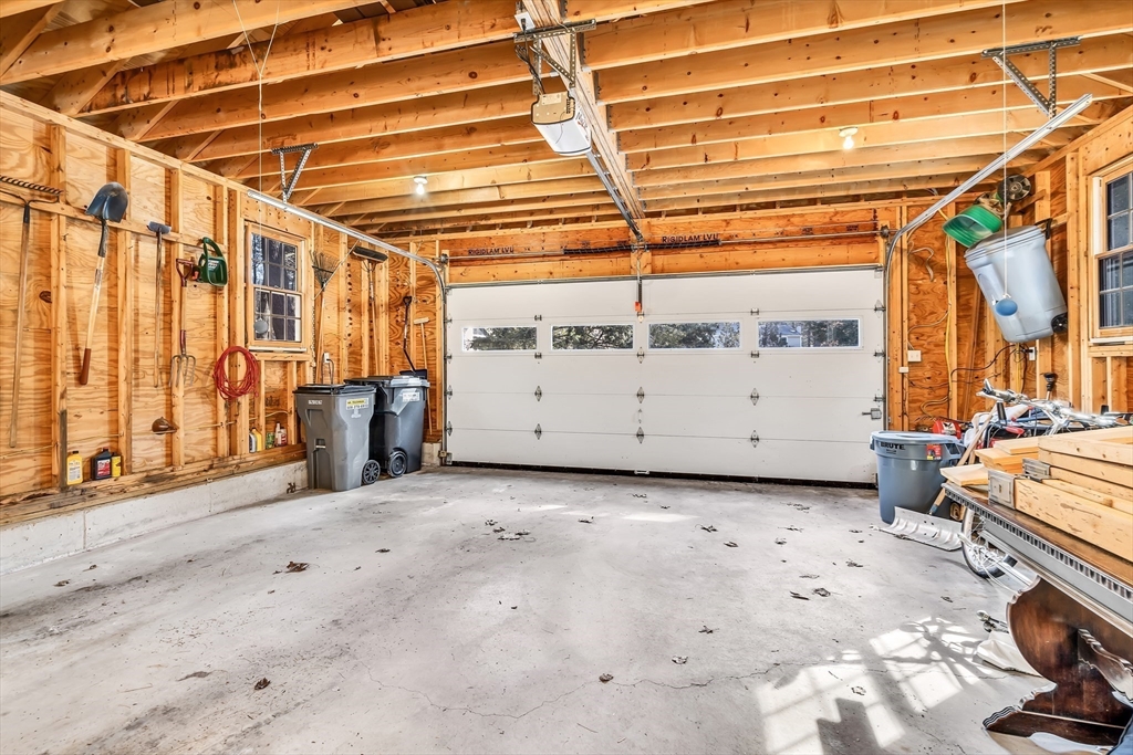 37 Eliot Dr